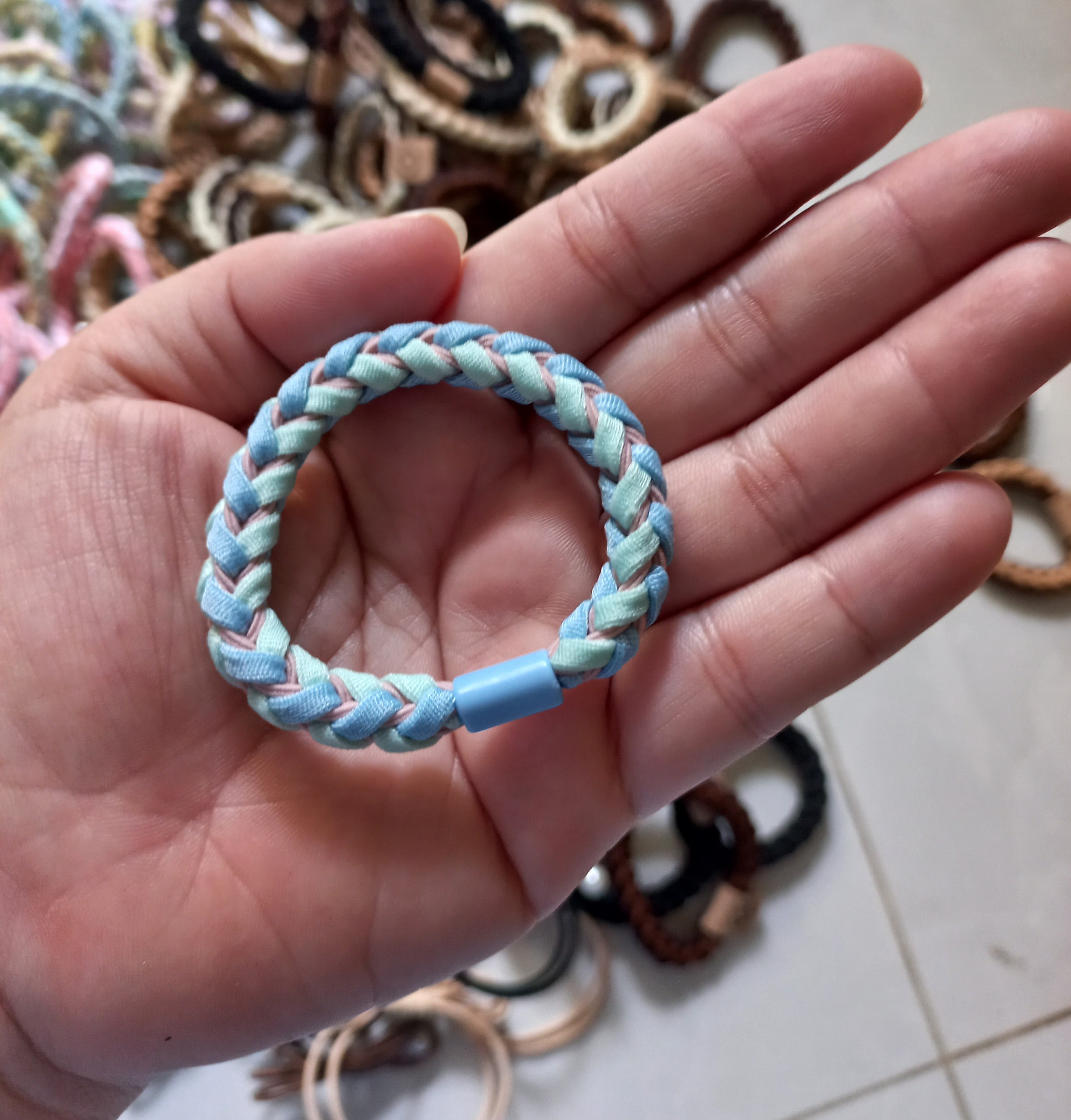 Dây buộc tóc , dây cột tóc co giãn dày dặn, kiểu dáng đơn giản dễ thương