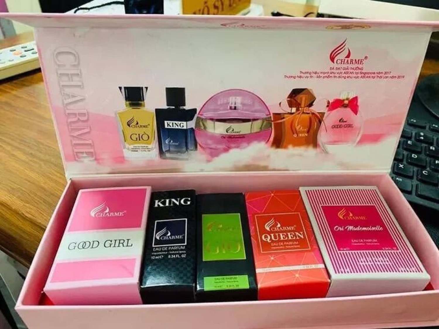 Bộ nước hoa mini 5 chai 10ml