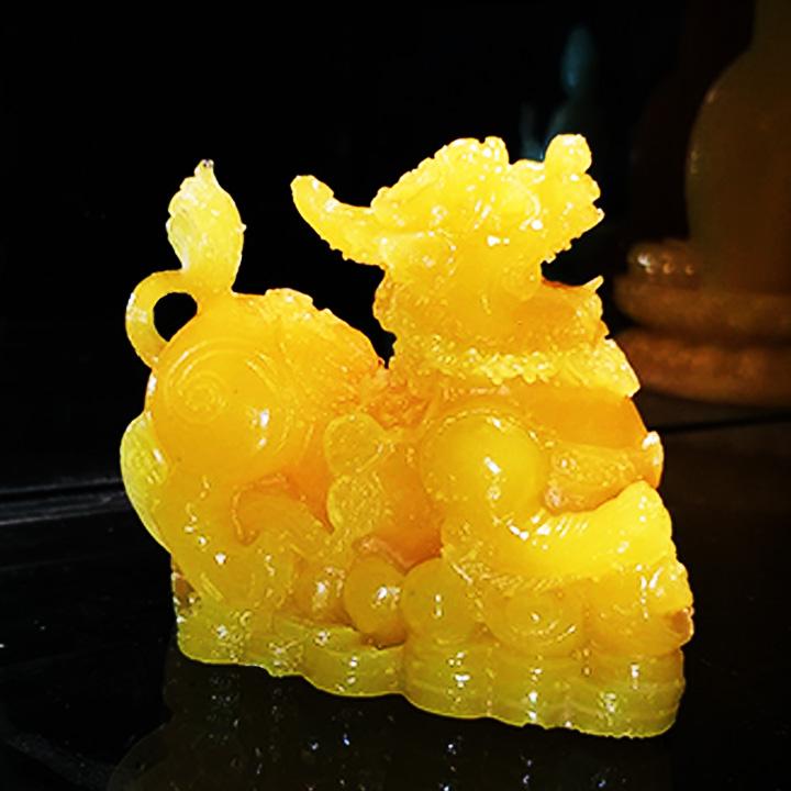 Tượng Tỳ Hưu màu vàng mang may mắn