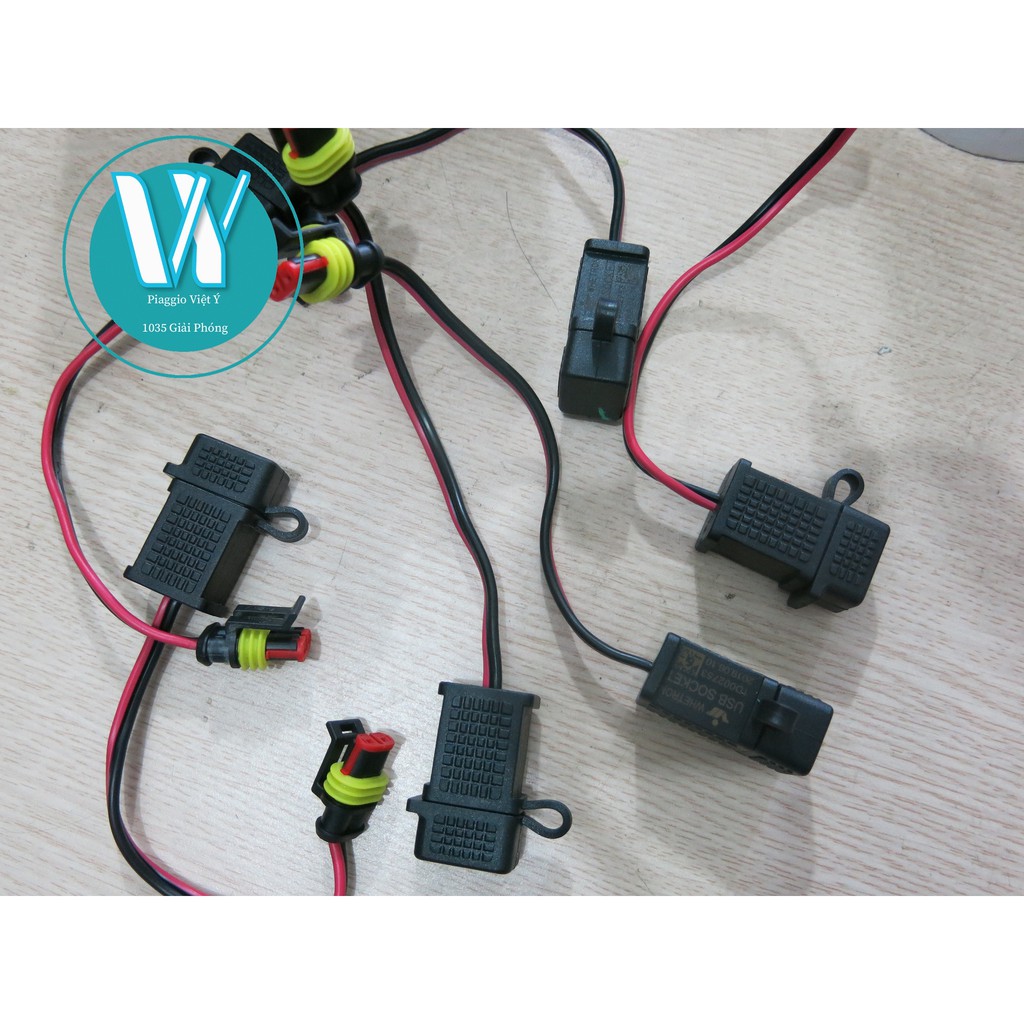 Cổng sạc usb piaggio vespa mọi loại xe máy