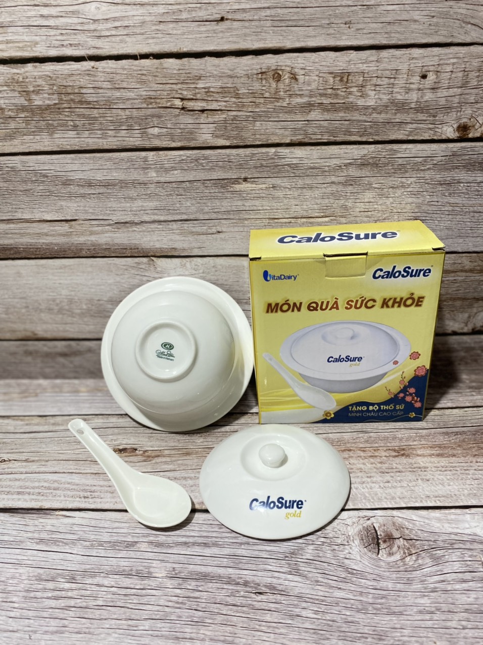 Thố chưng yến có nắp kèm muỗng sứ minh châu cao cấp quà từ calo sure vitadairy