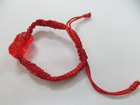 Vòng tay Tỳ hưu màu Đỏ kết dây dù đỏ - Vòng tay phong thủy