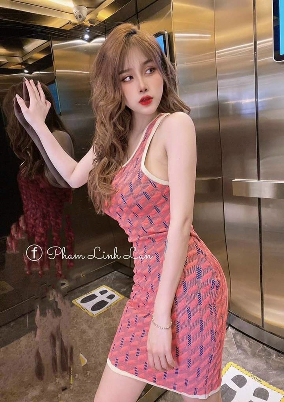 Váy len Body chéo lưng
