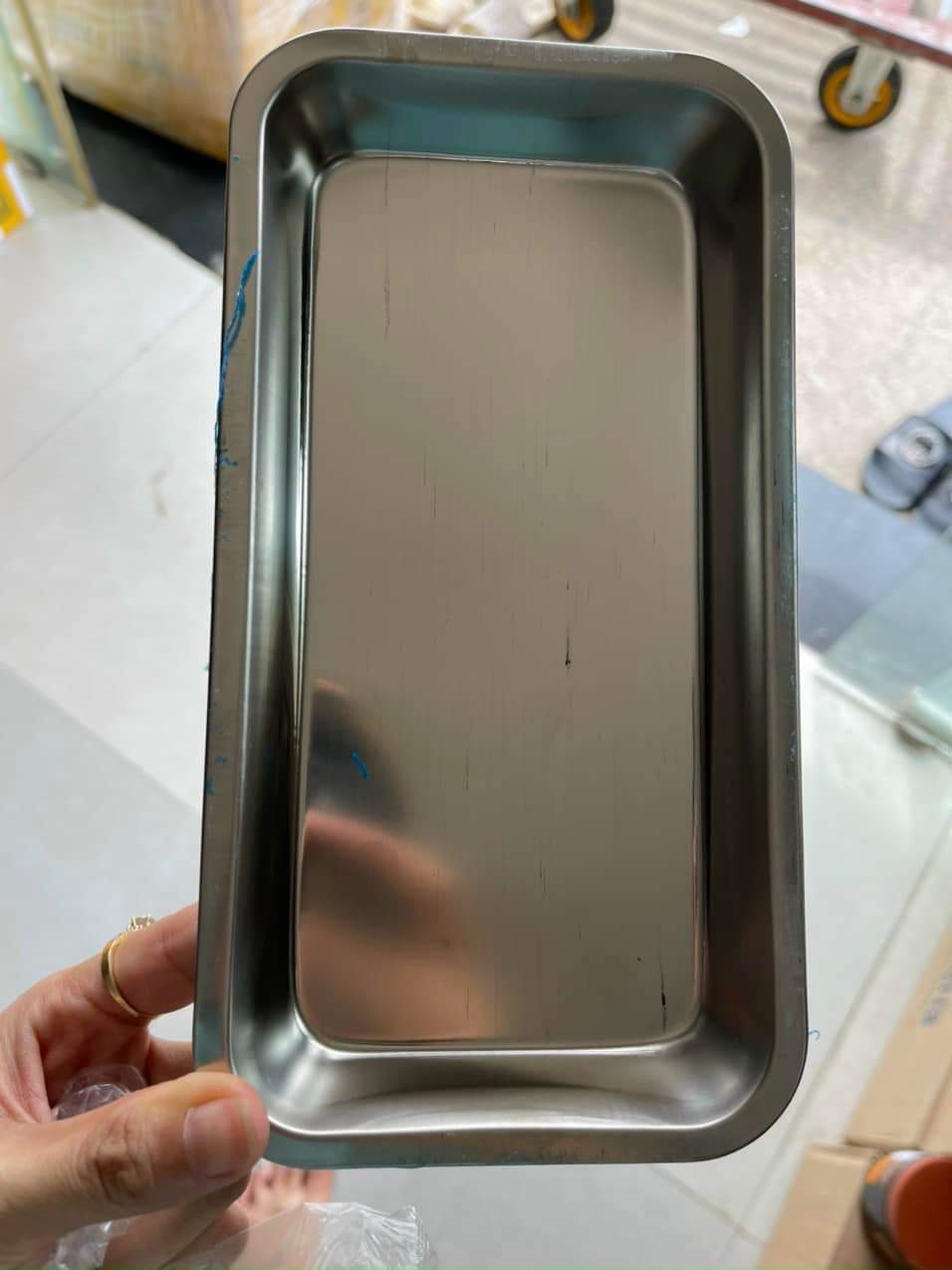 Khay inox chữ nhật đựng dụng cụ y tế KT 21x12x3 cm