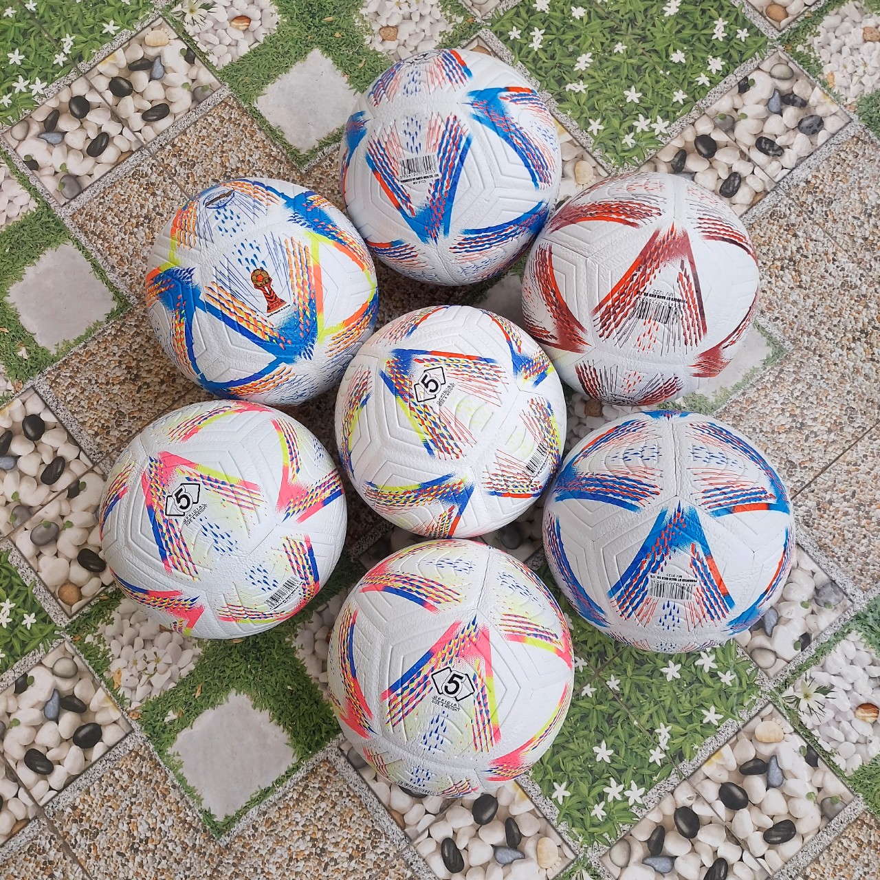 Bóng đá world cup đúc 2022 + tặng kim bơm túi lưới