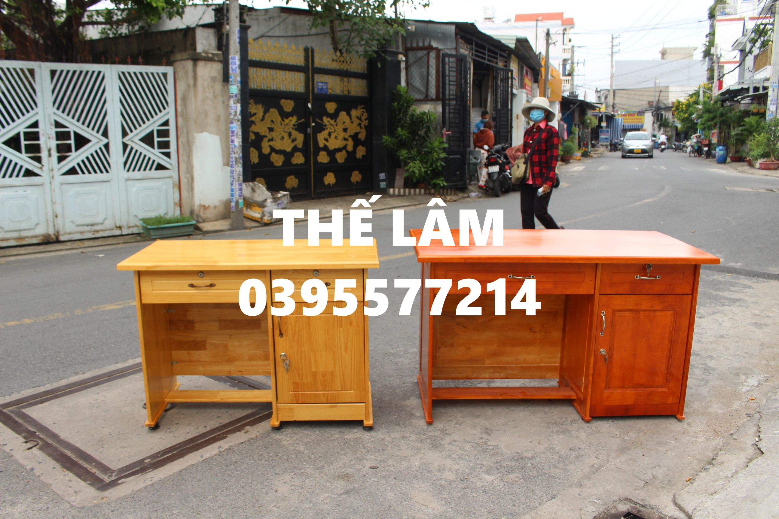 Bàn làm việc gỗ tự nhiên
