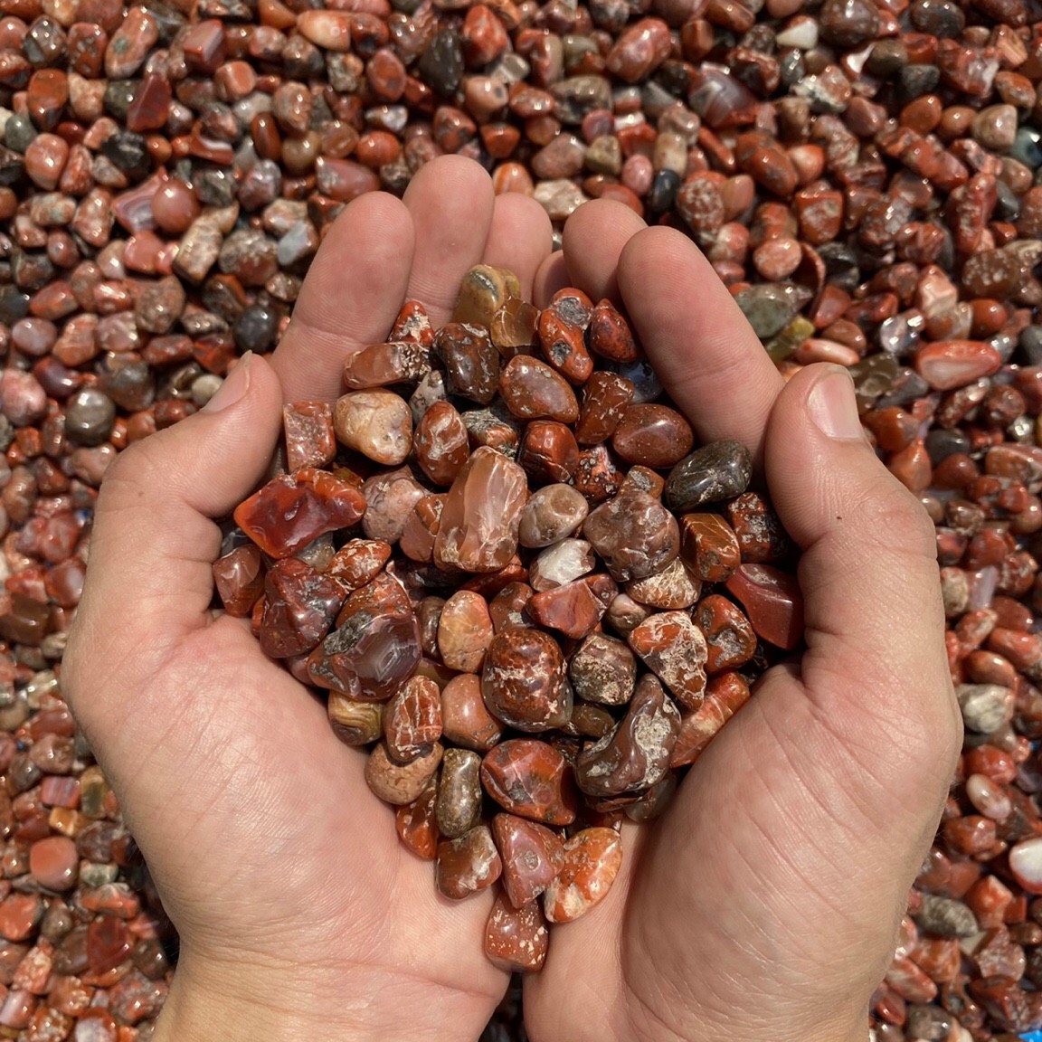 100gr đá mã não đỏ kích thước 1-3 cm [ 100gr to red agate size 2-3 cm; gemstone]