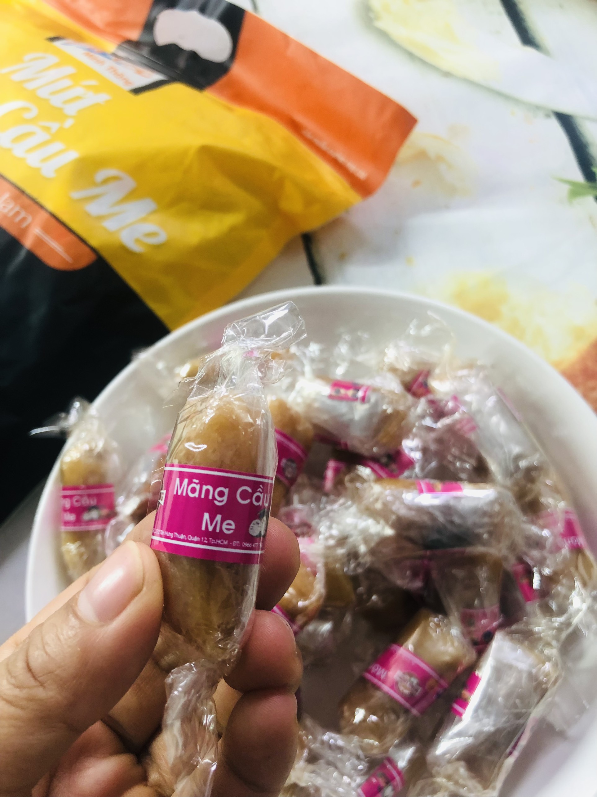 Gói 200g mứt mãng cầu me