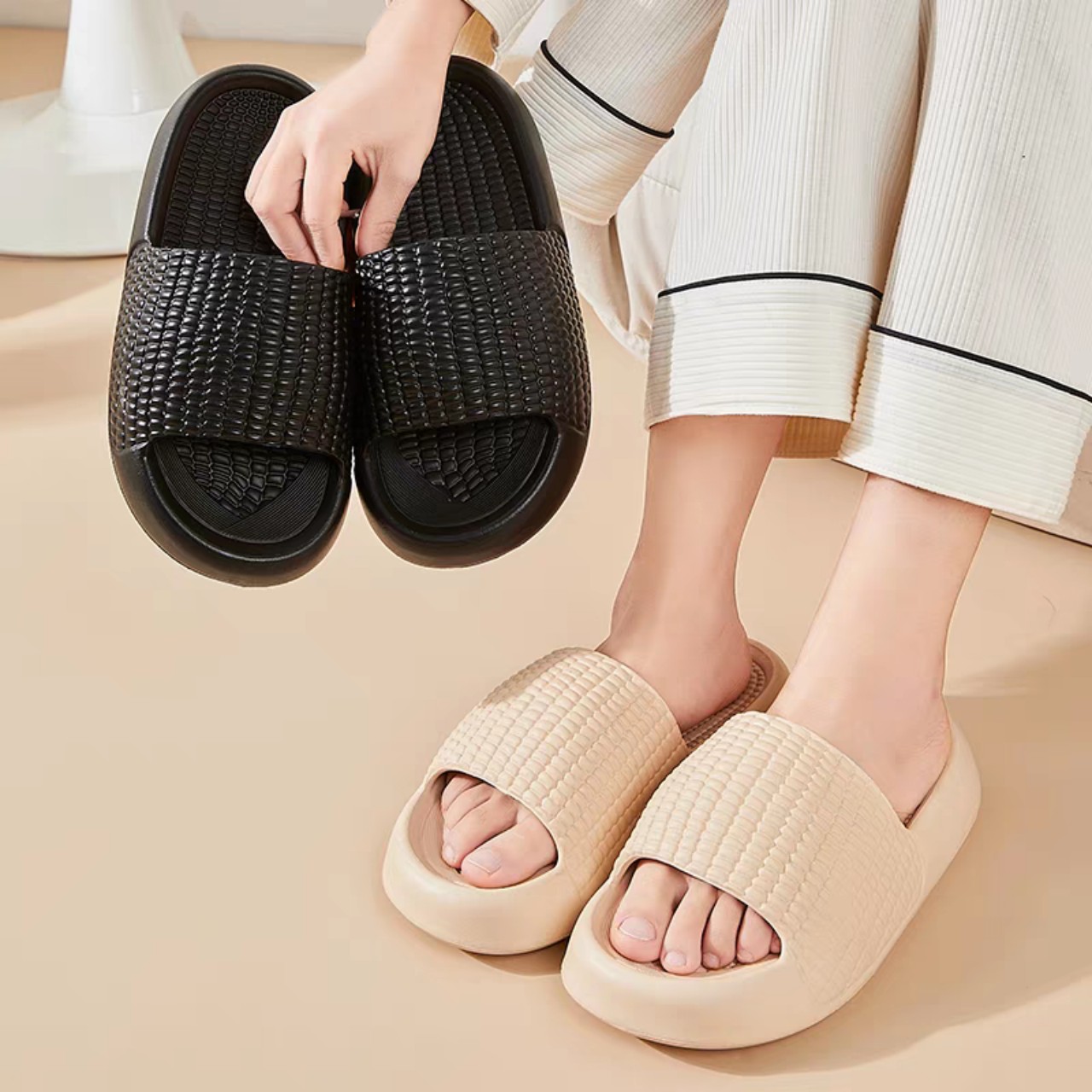 Dép bánh mì bắp nếp siêu mềm cho nữ hot trend