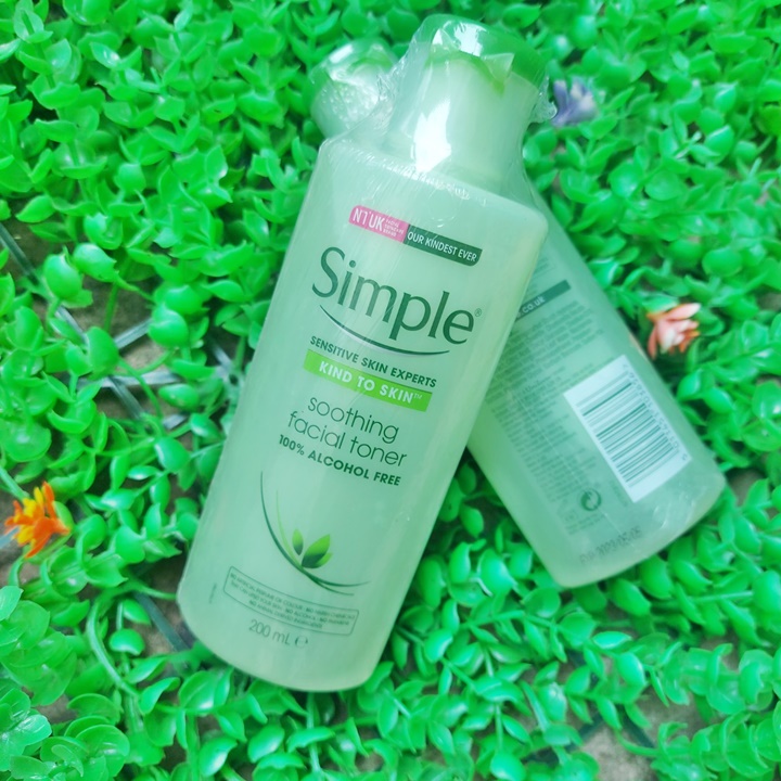 Nước Hoa Hồng Simple Kind To Skin Soothing Facial Toner 200ml – LQ362