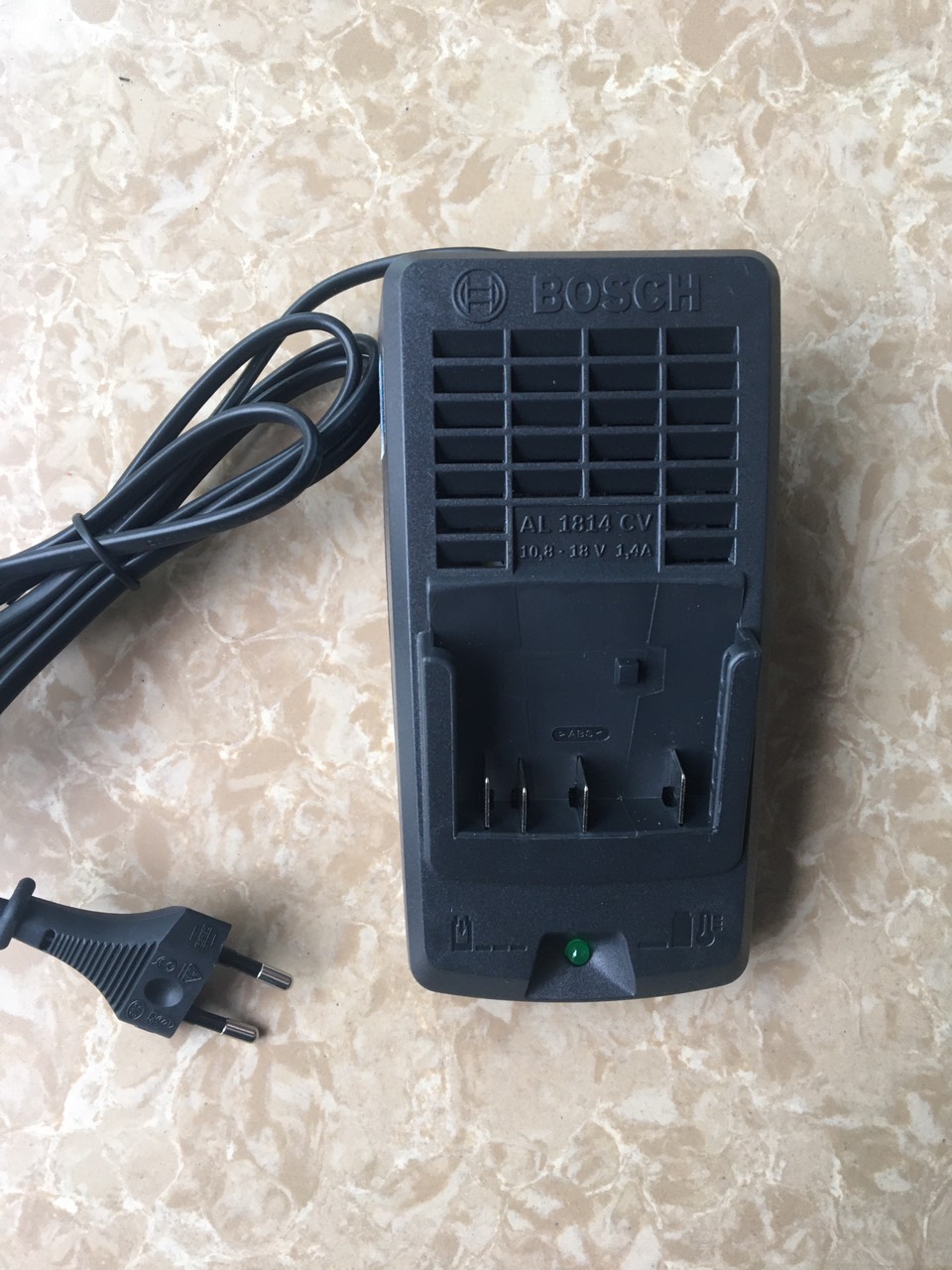Sạc pin 18v 14v chính hãng