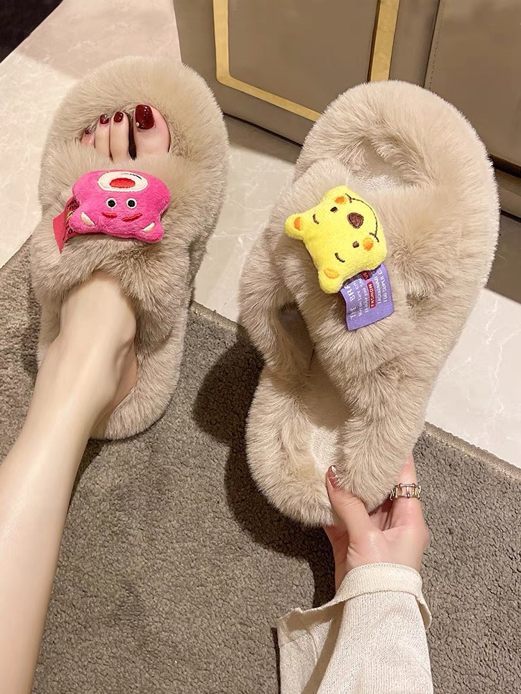 Dép lông 5cm quai chéo gấu dâu- Đế chuẩn