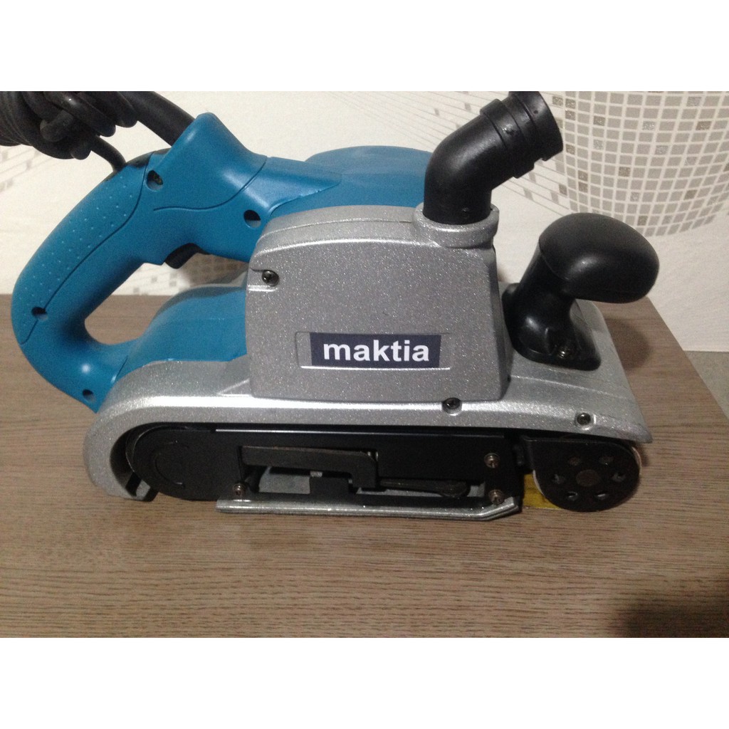 Máy chà nhám băng maktia 9403 1500w