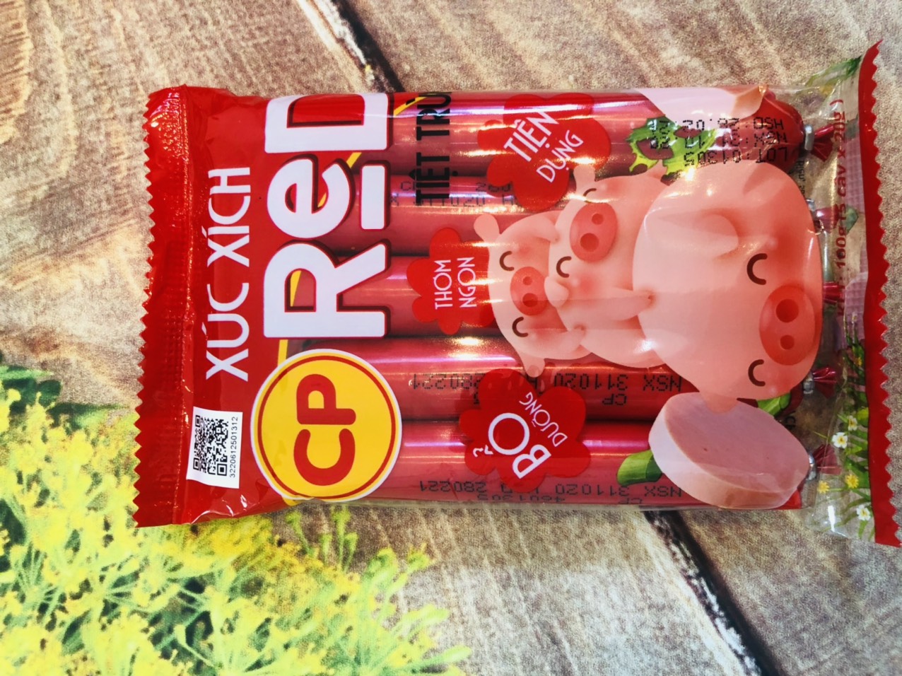 xúc xích tiệt trùng CP gói 100g - doanvat_hangduong