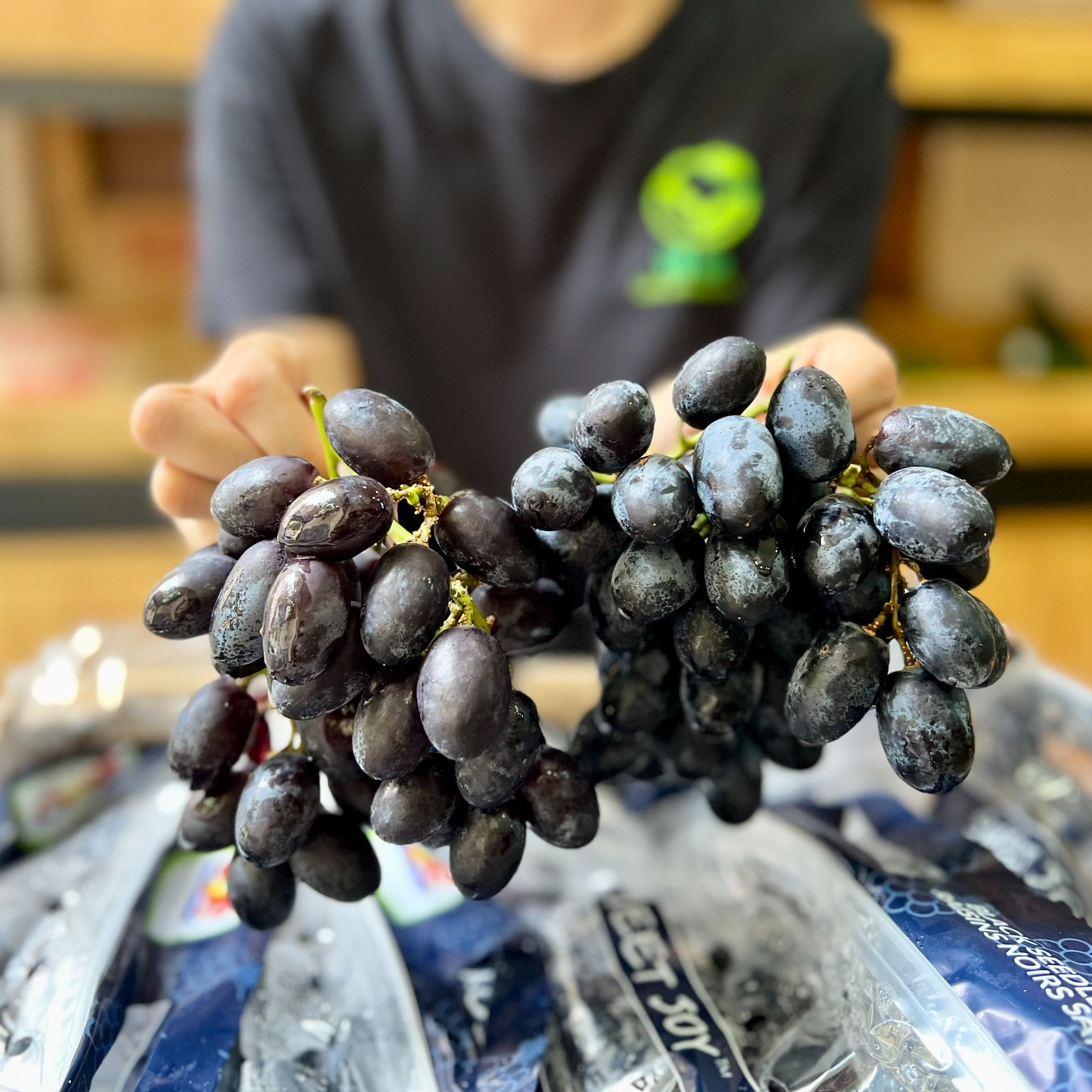 Vg farm nho đen chile - ngon, chua chua, ngọt ngọt