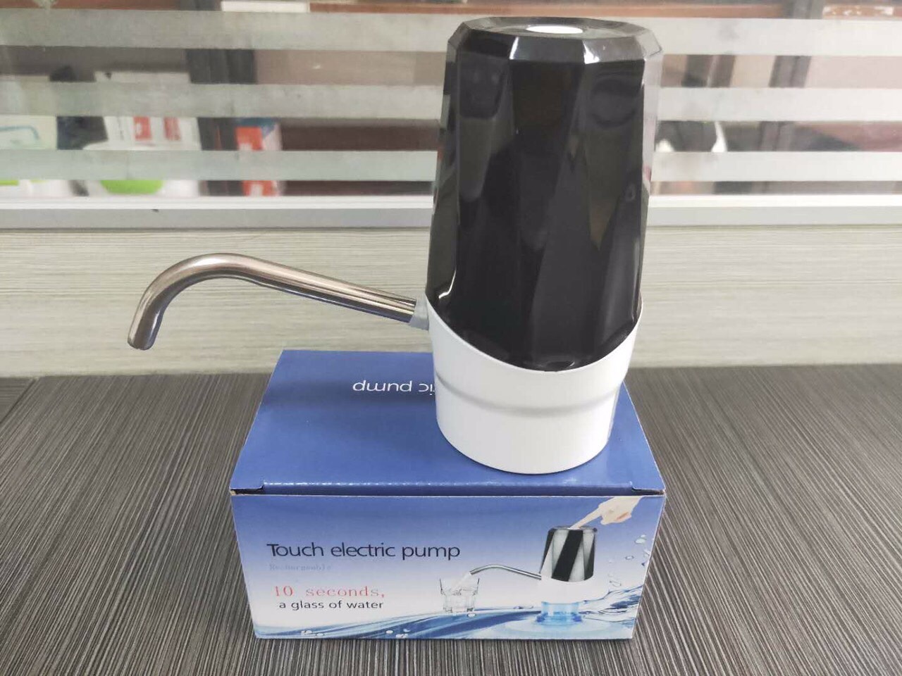 MÁY HÚT NƯỚC TỰ ĐỘNG THÔNG MINH - VÒI LẤY NƯỚC THÔNG MINH TỪ BÌNH MÃ JLB-H1