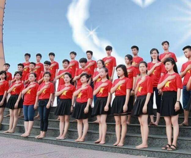 Áo Thun Cotton Cờ Đỏ Sao Vàng Việt Nam Chất vải Cực Đẹps