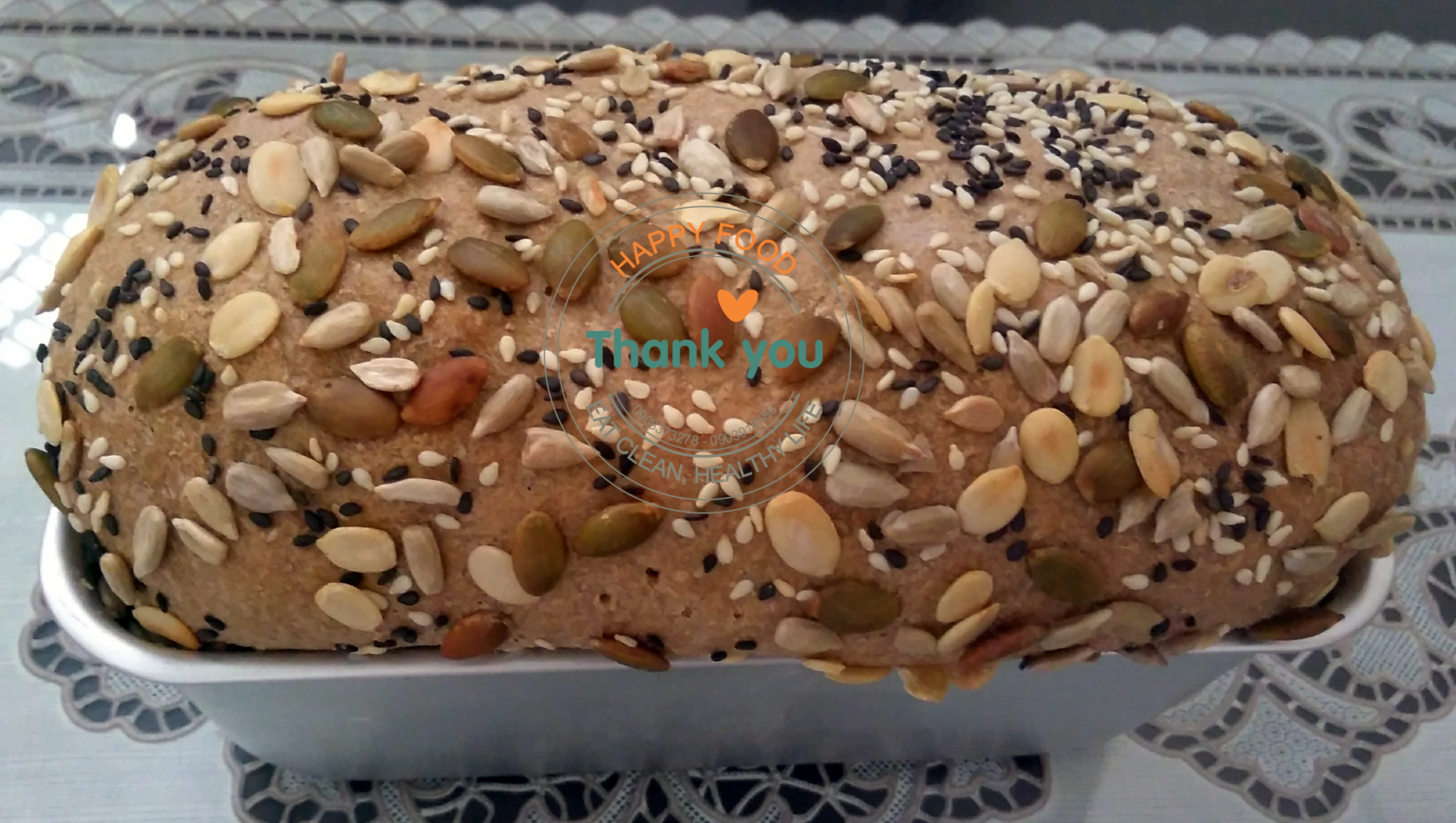 [HCM]Bánh mì nguyên cám 700g + 50G hạt