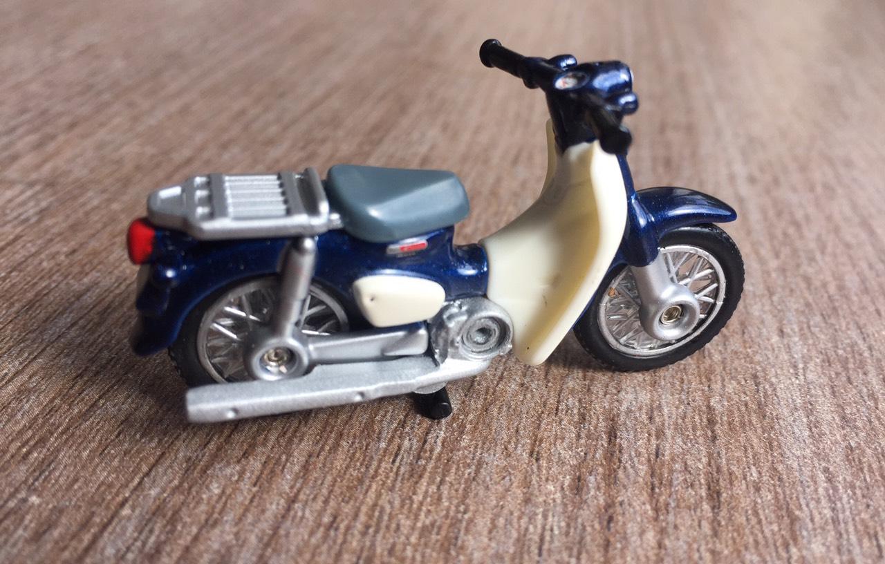 Xe mô hình Tomica Super Cub
