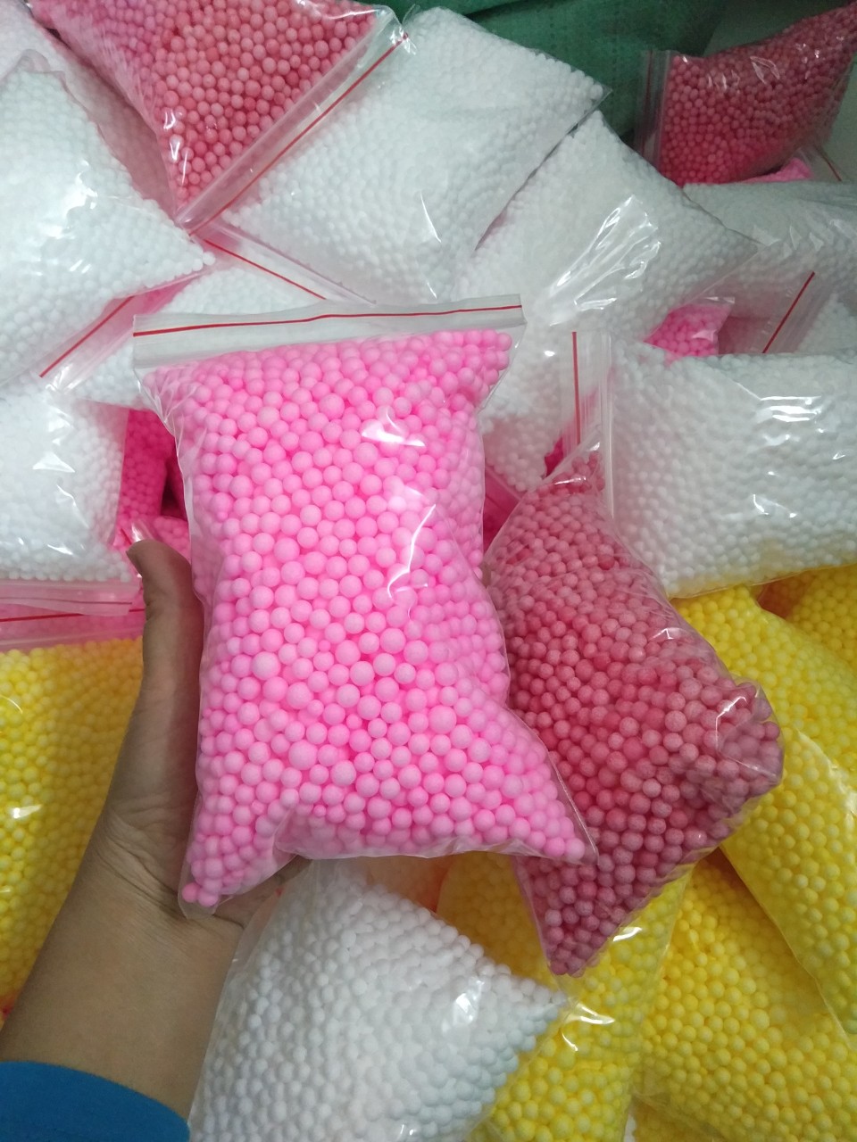 Hạt Xốp Màu 4-5Ly Siêu Đẹp, Giá Rẻ  Thị Trường,Quà Lưu Niệm, Trang Trí Hộp Quà