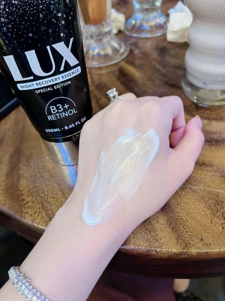 Kem body LUX dưỡng trắng căng bóng