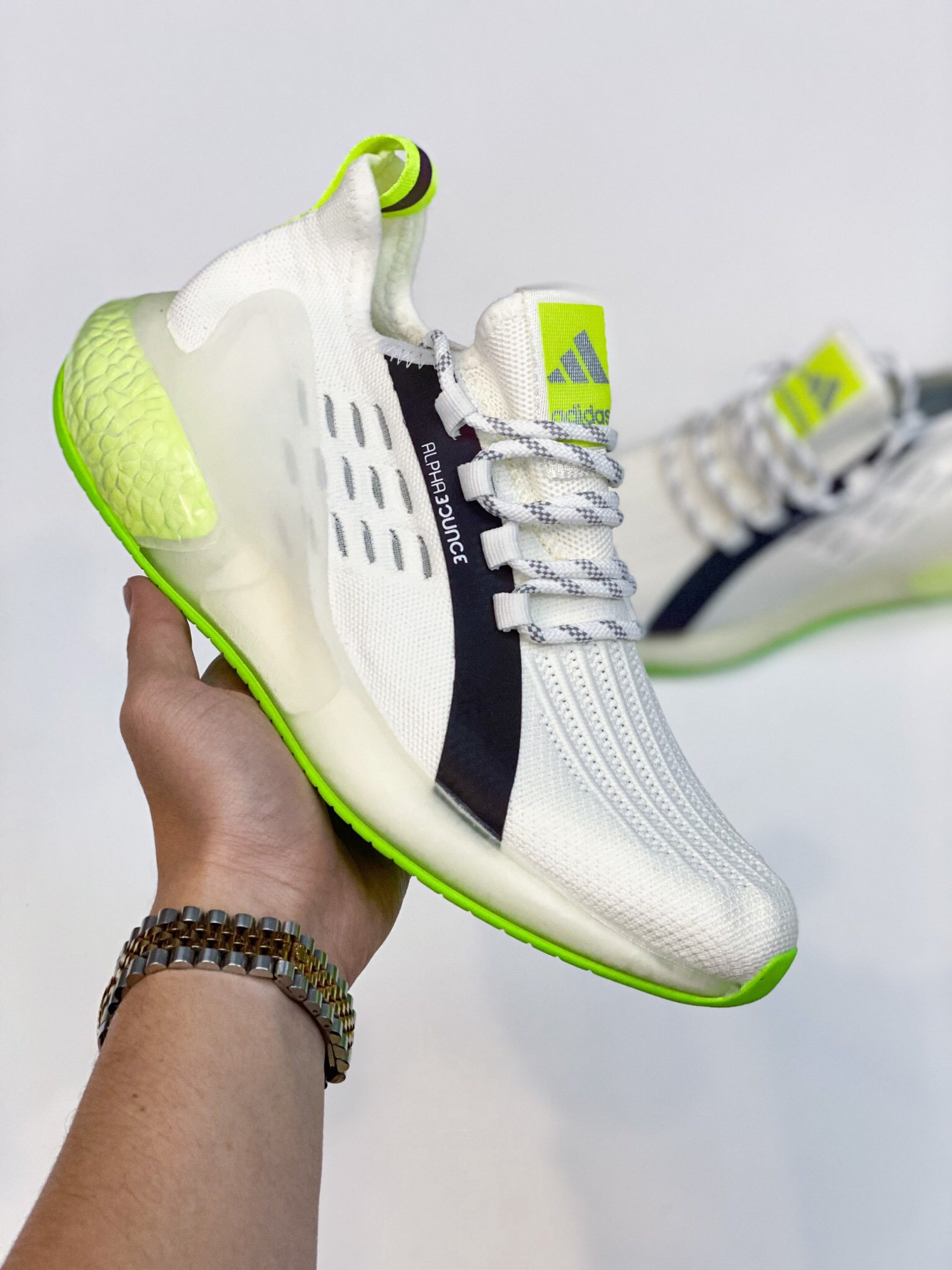 Giày thể thao alpha bounce boost, freeship - tặng vớ & dung dịch vệ sinh giày