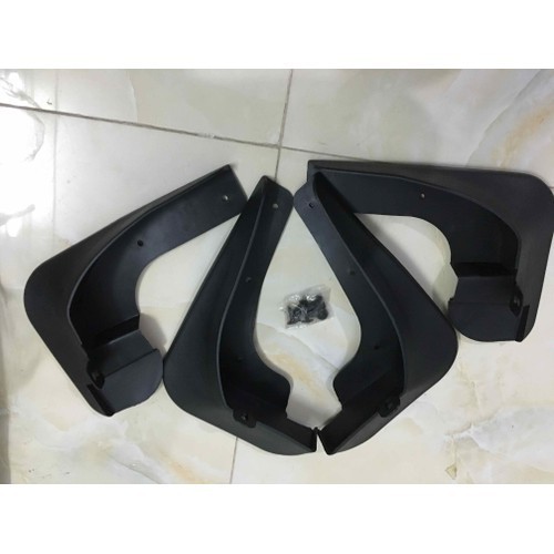 Toyota vios 2020: chắn bùn nhựa cao cấp