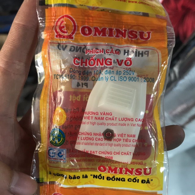 Phích cắm âm ominsu sét 5 vs 10