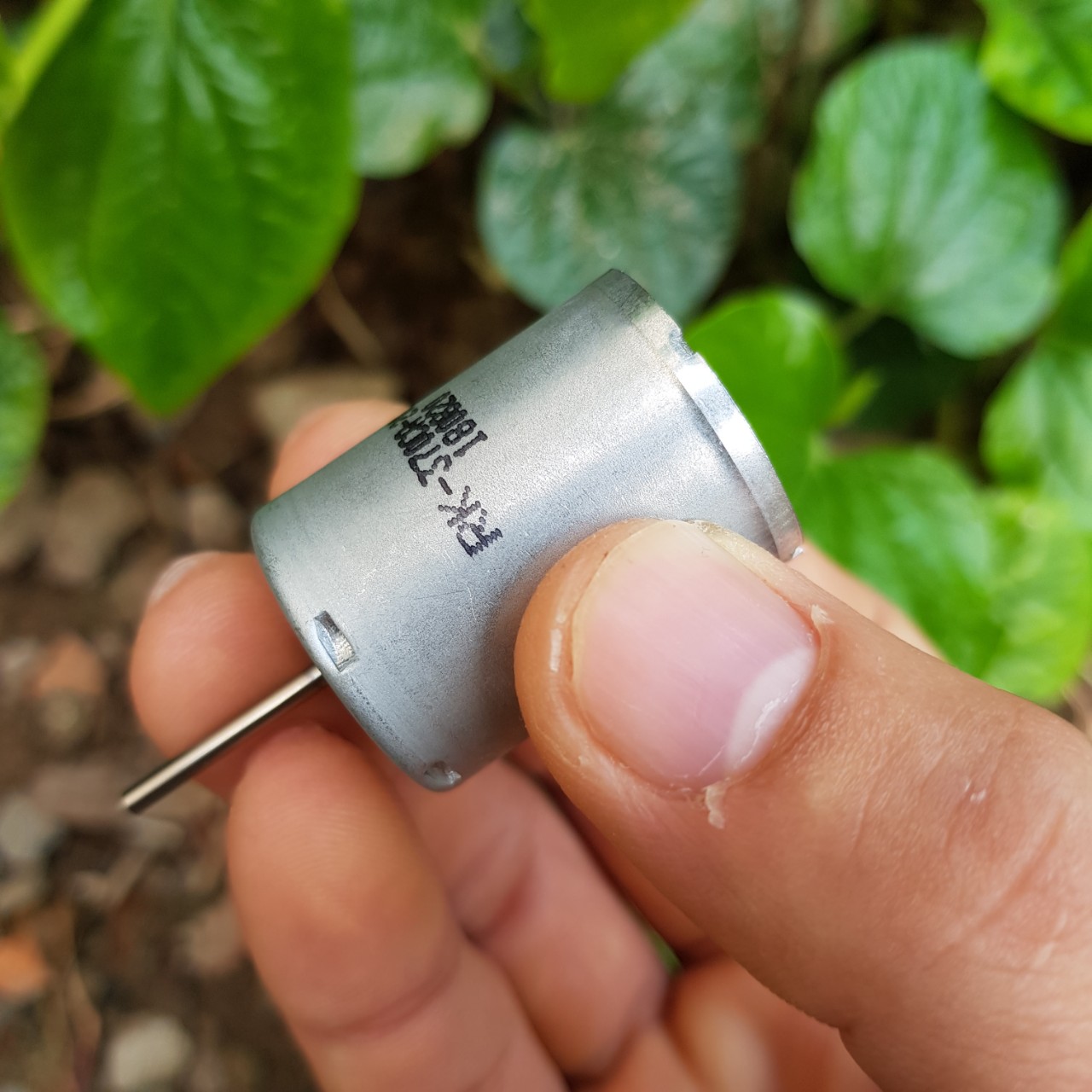 Mô tơ 370 9V 12V lực mạnh tốc độ trung bình chuyên chế đồ hàng nhật xịn nắp thép motor 370