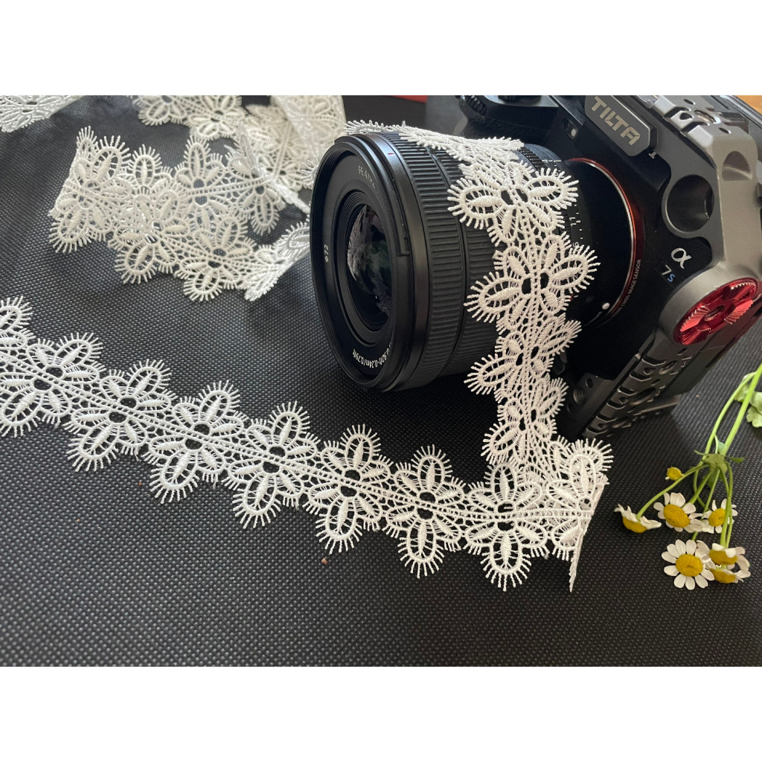 Viền ren thêu hoa đối xứng khổ 4.5cm