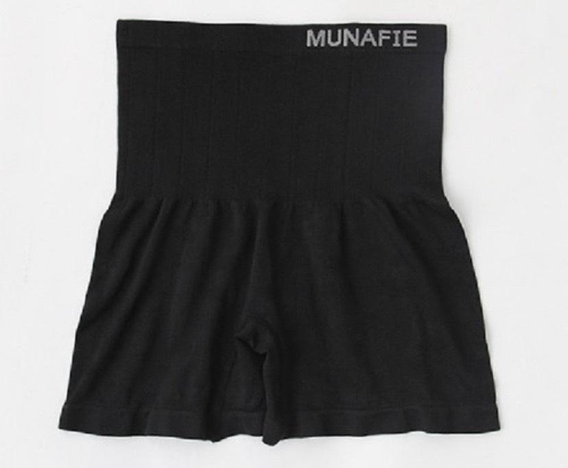 Siêu hót quần short gen mặttrong váy munafie