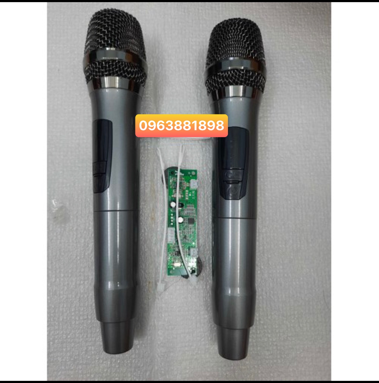 Mic không dây cho loa kéo cao cấp
