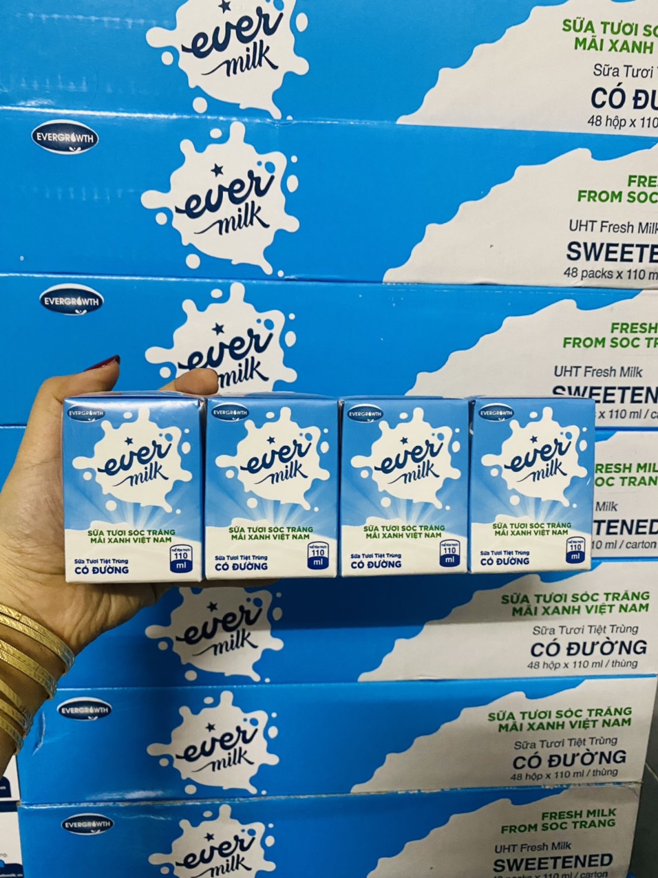 Thùng 24 hộp sữa EVERMILK có đường 110ml