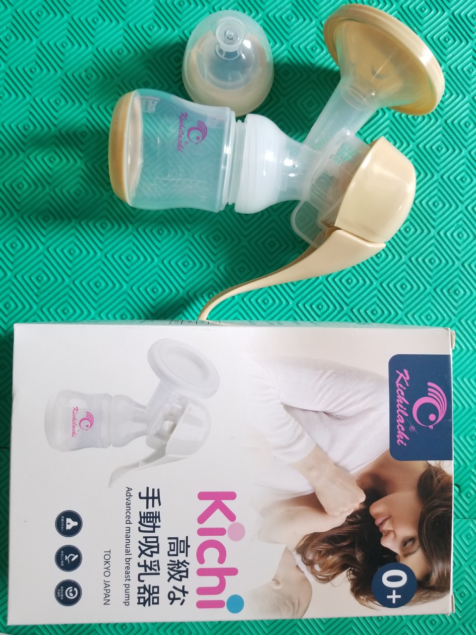 Hút sữa bằng tay Kichilachi Plus cao cấp