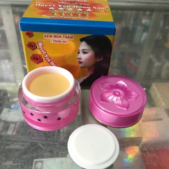 HUYẾT YẾN HỒNG SÂM MỤN TRẮNG DA 15G