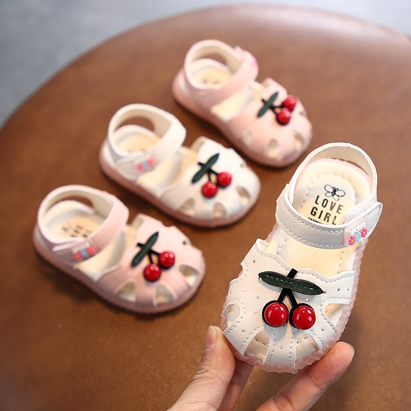 Dép Tập Đi Cho Bé Gái Đế Mềm Chống Trượt Đính Hoa Cherry- Giày Dép Cho Bé