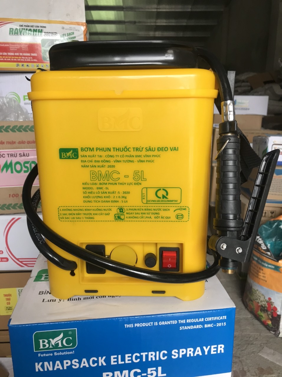 Bình bơm xịt điện 5 lít chính hãng BMC