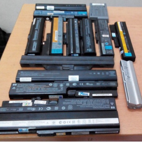[giá rẻ] Pin laptop cũ hỏng các loại cho ae lấy cell [giá rẻ]