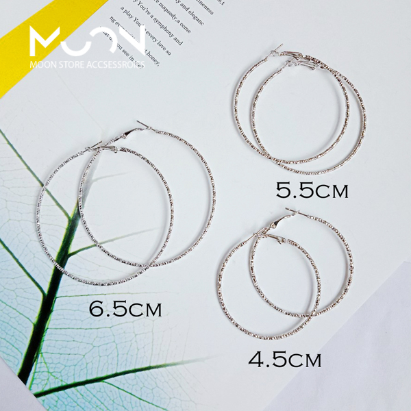 Bông tai nữ khoen tròn to nhiều cỡ kiểu gân khía cạnh khuyên tai hàn quốc