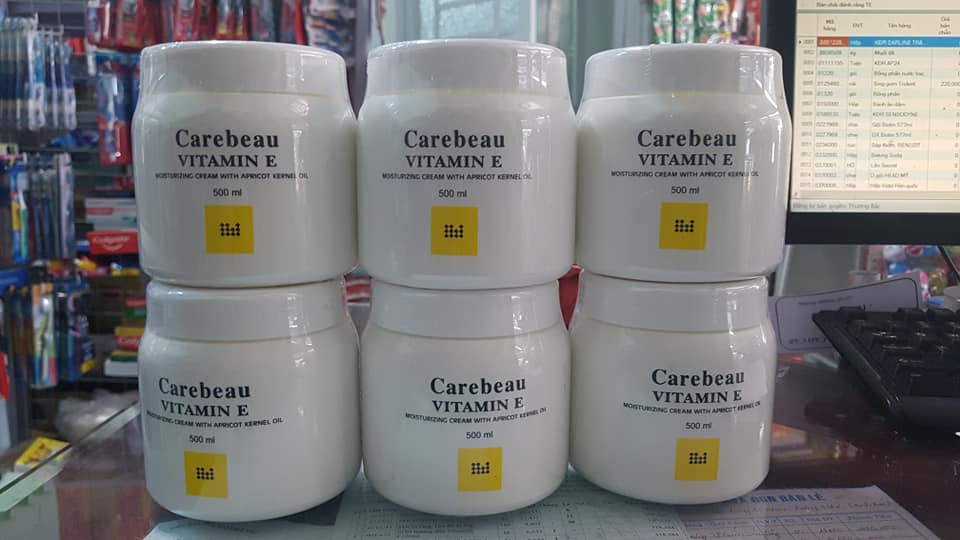 Kem dưỡng da Vitamin E Carebeau Thái Lan  500g ( NẮP TRĂNG)