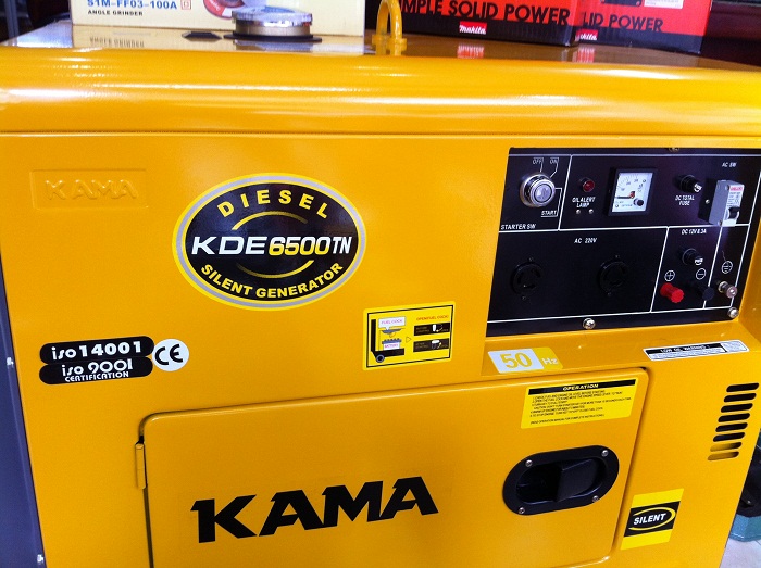 Máy phát điện chạy dầu 5kw kama 6500tn