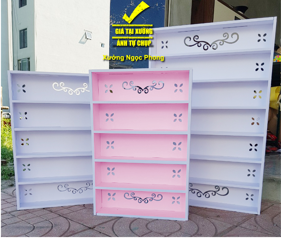 Kệ để sơn móng tay làm nail kích thước 40x60cm, để được rất nhiều lọ sơn, nhiều tầng