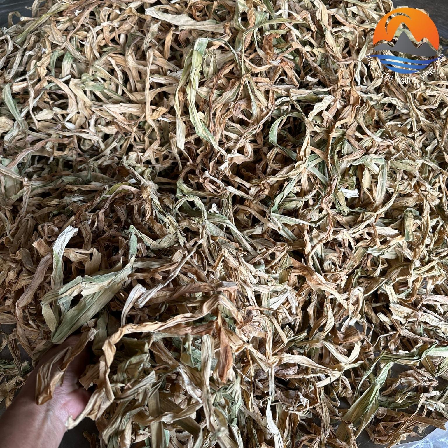 Lá trinh nữ hoàng cung khô loại 1 sạch, mới, thơm từ trinh nữ hoàng cung tươi kết hợp cao xạ đen