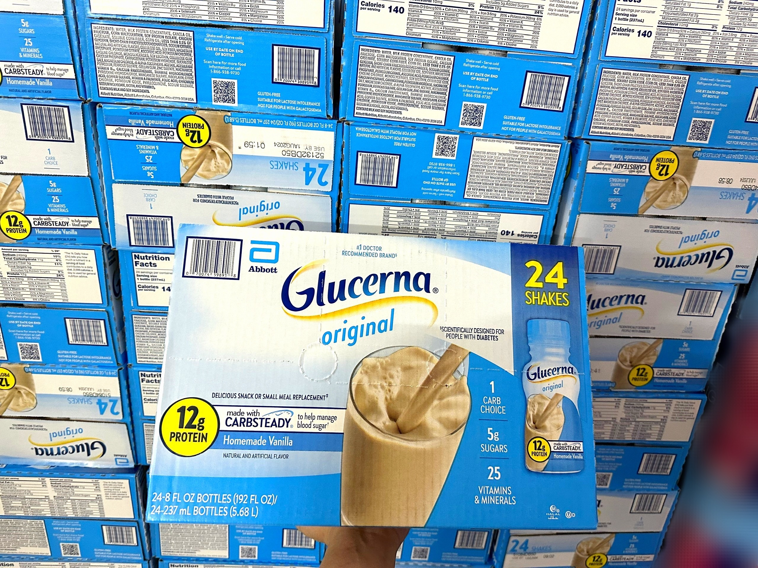 [Date 2.2024] THÙNG 24 CHAI SỮA NƯỚC GLUCERNA SHAKE VANILLA DÀNH CHO NGƯỜI TIỂU ĐƯỜNG 237ML MỸ