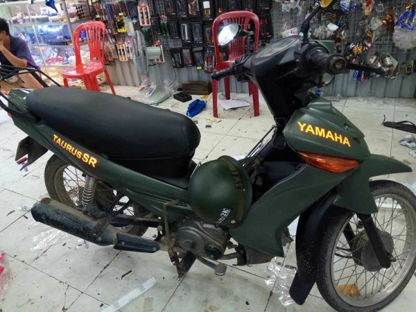 Sơn xịt Samurai màu xanh 142