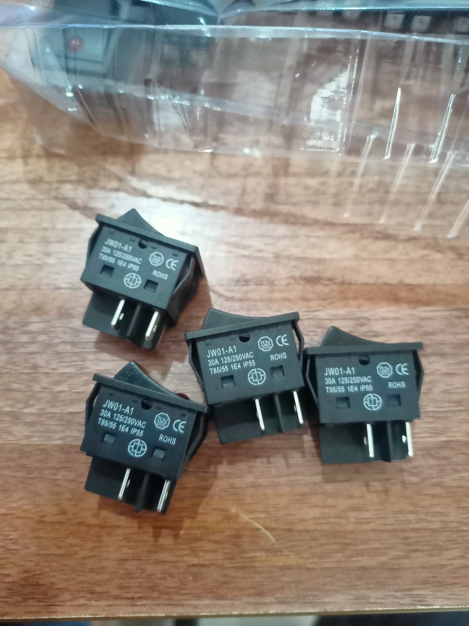 Công tắc nguồn đen 30A bộ 5 chiếc