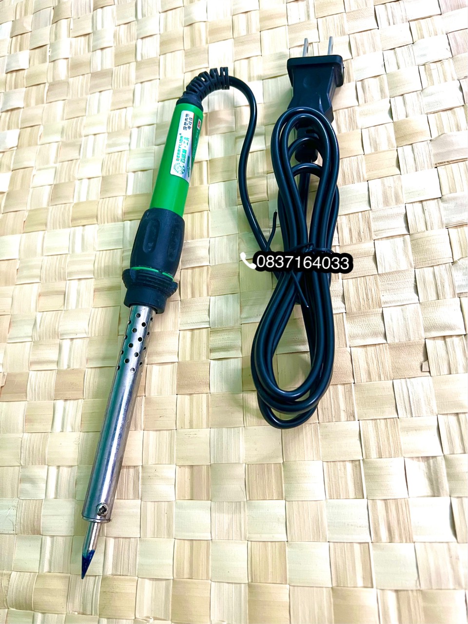 Mỏ hàn Thiếc hàn chì đầu nhọn cán nhựa xanh 100W Berrylion ,chính hãng