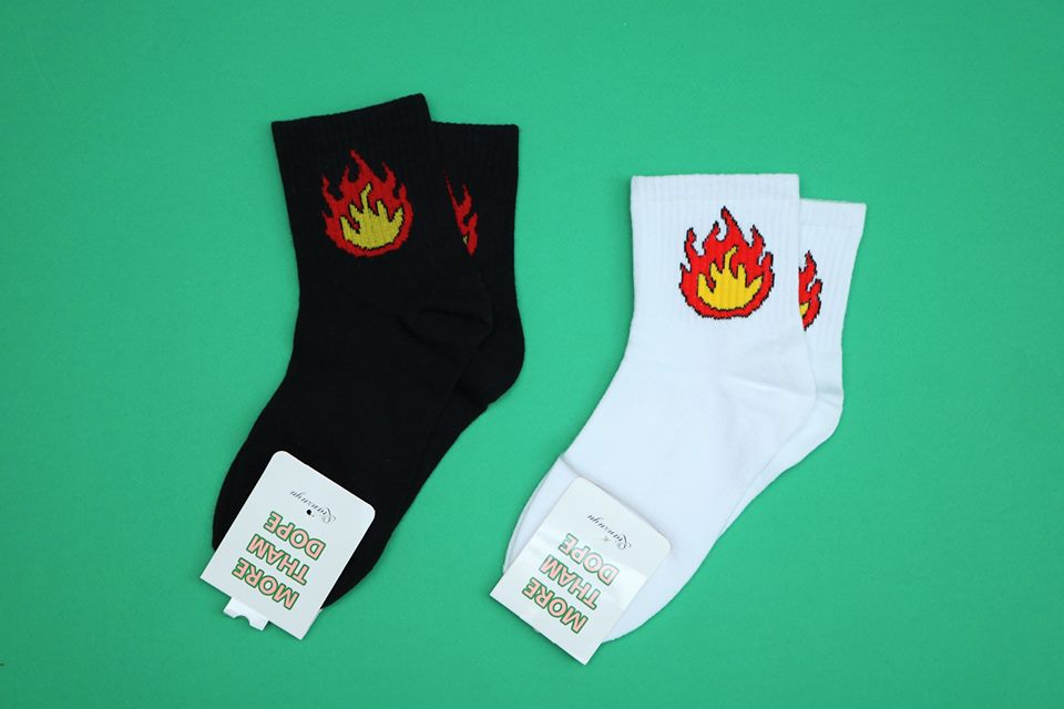 Vớ tất ngọn lửa đen trắng nam nữ unisex