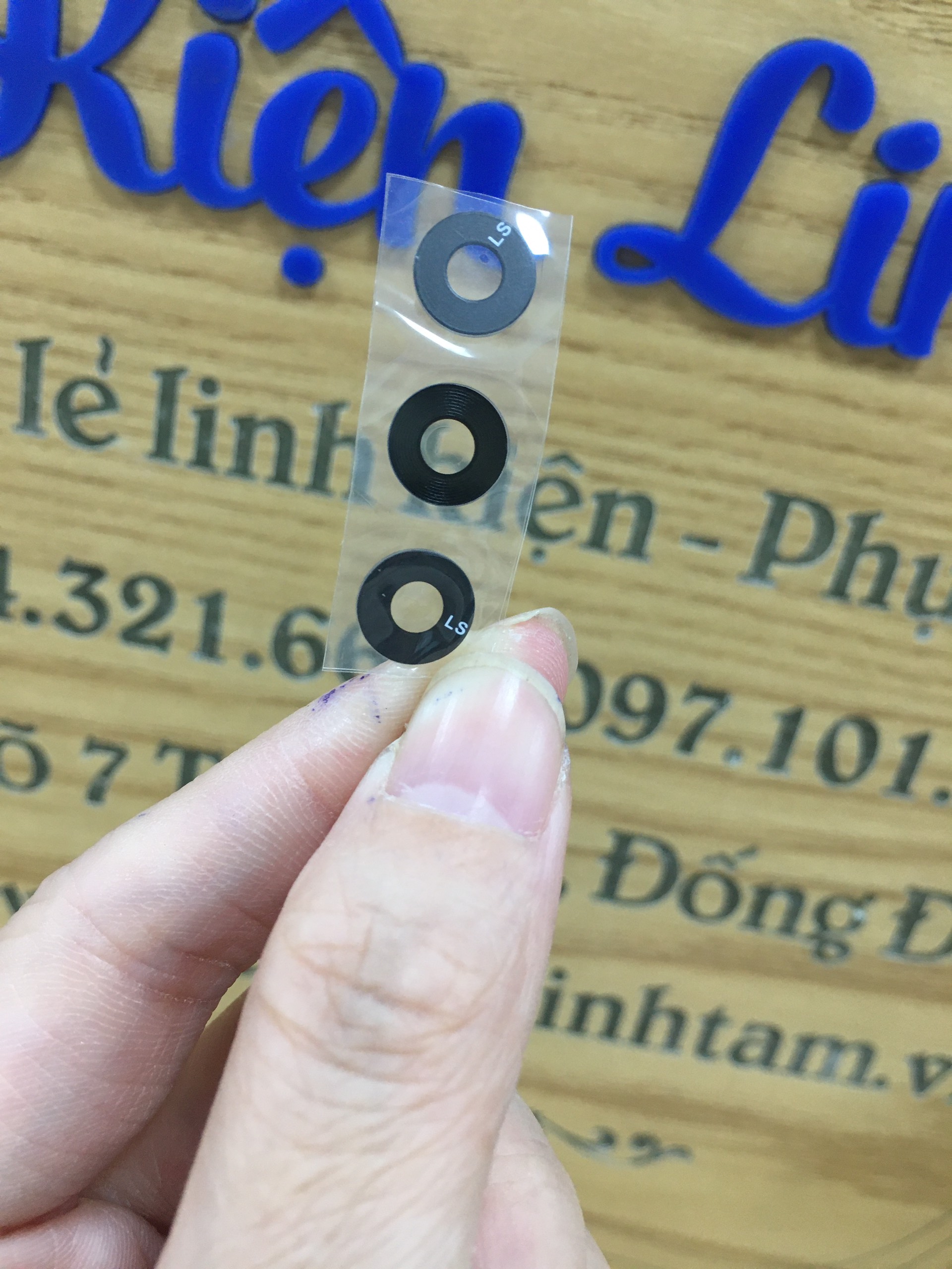 Kính camera Oppo Reno 4