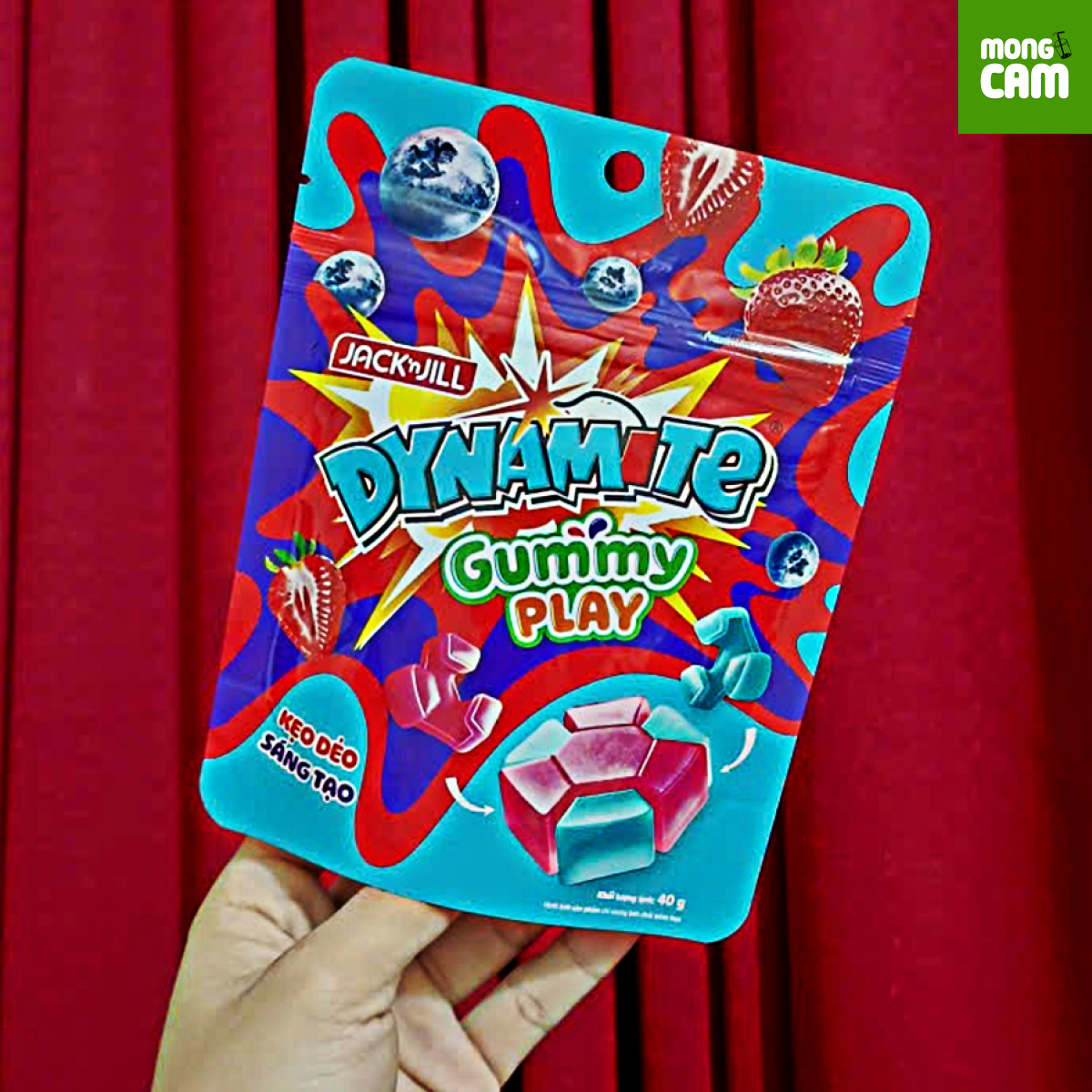 Kẹo Dẻo Sáng Tạo HƯƠNG DÂU và VIỆT QUỐC Dynamite Gummy Play gói 40g